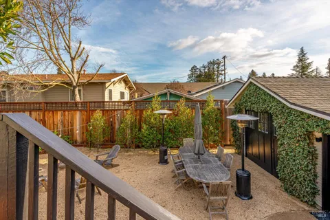 $1,250,000 | 2019 Brown Street, Napa, CA 94559