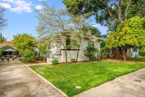 $1,250,000 | 2019 Brown Street, Napa, CA 94559