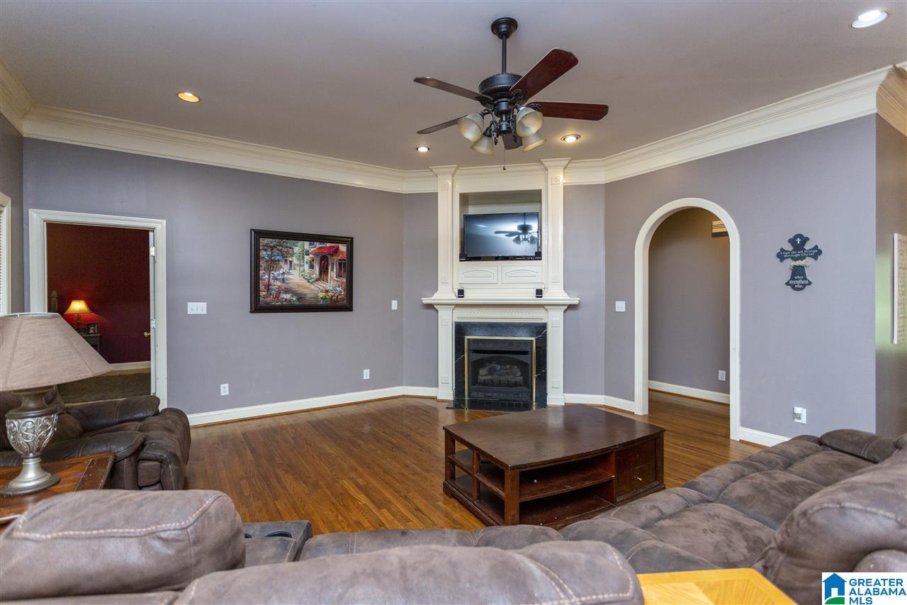 752 Johnson Road Kimberly, AL 35091 - Photo 15 of 37