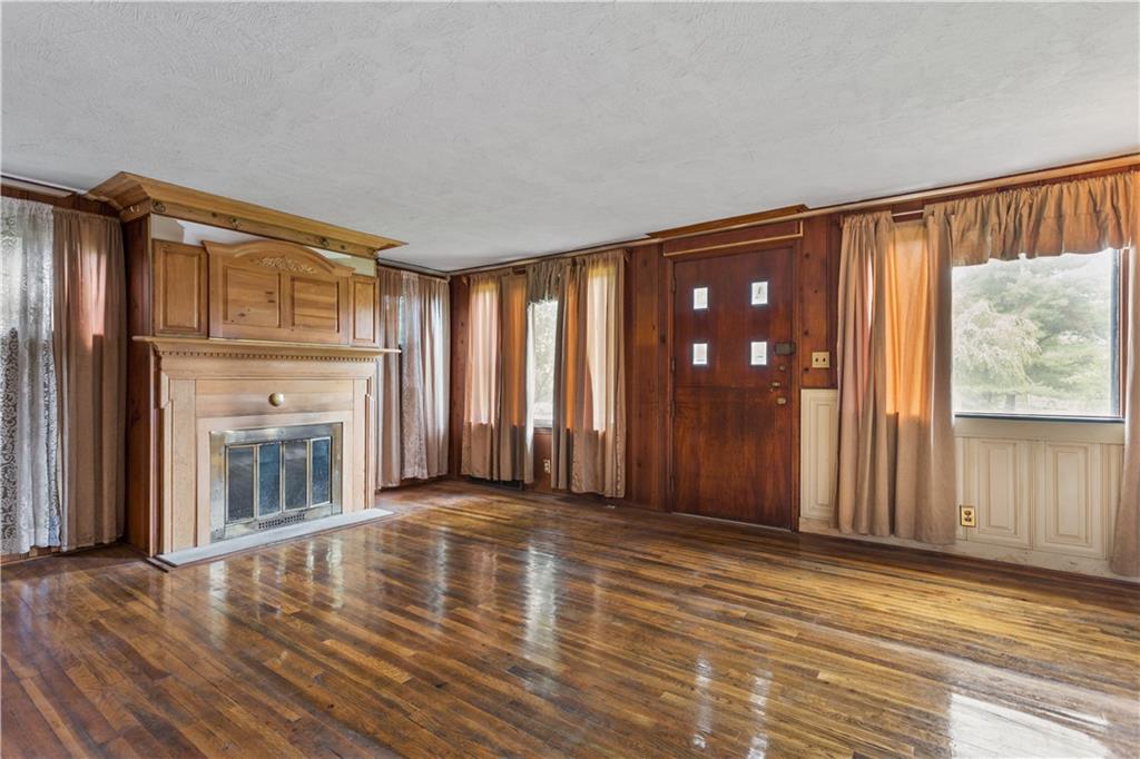17 Hillcrest Road Pittsburgh, PA 15221 - Photo 2 of 24 Gallery Image 2