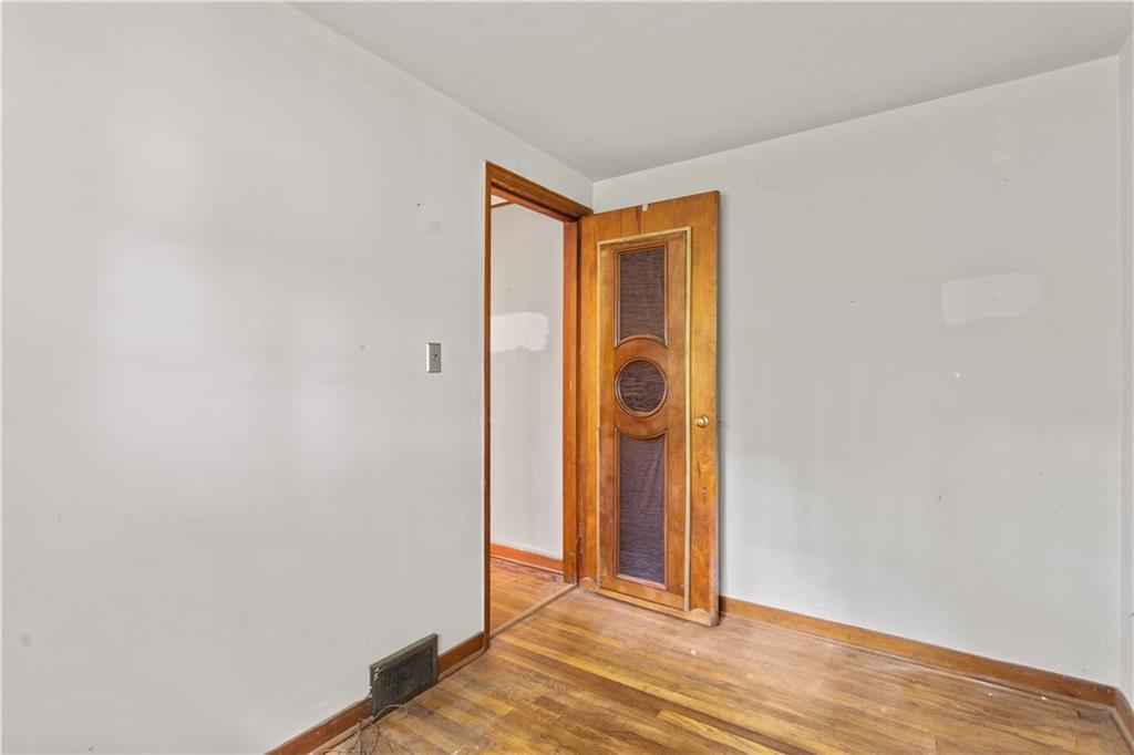 17 Hillcrest Road Pittsburgh, PA 15221 - Photo 16 of 24 Gallery Image 16