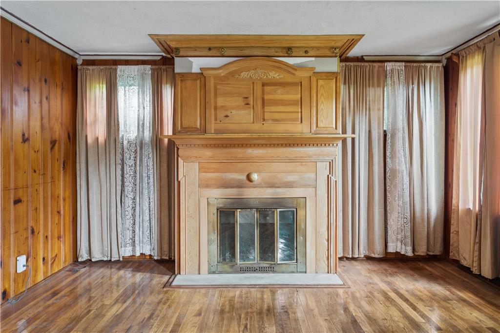 17 Hillcrest Road Pittsburgh, PA 15221 - Photo 3 of 24 Gallery Image 3