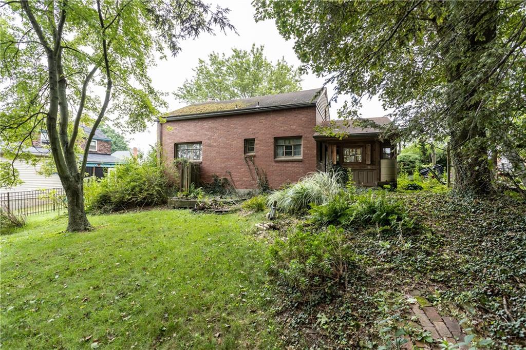 17 Hillcrest Road Pittsburgh, PA 15221 - Photo 22 of 24 Gallery Image 22