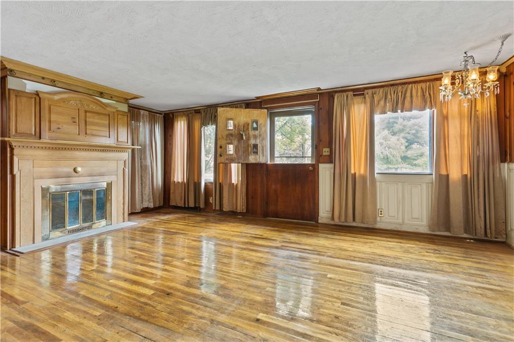 17 Hillcrest Road Pittsburgh, PA 15221 - Photo 5 of 24 Gallery Image 5