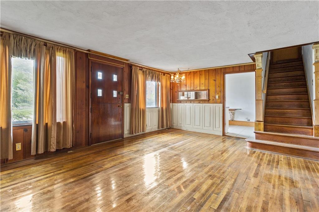 17 Hillcrest Road Pittsburgh, PA 15221 - Photo 7 of 24 Gallery Image 7