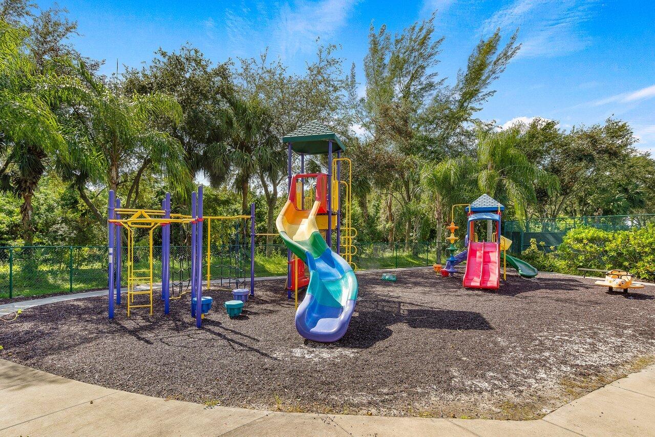 8398 Vía Serena Boca Raton, FL 33433 - Photo 46 of 50 a view of a park with entertaining space