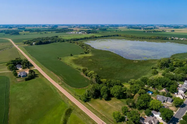 $1,570,000 | 13620 County Road 33, Norwood Young America, MN 55368