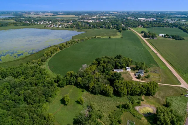 $1,570,000 | 13620 County Road 33, Norwood Young America, MN 55368