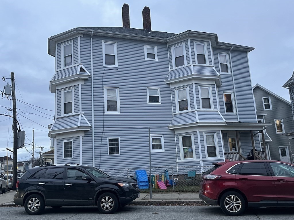 87 Tuttle Street Fall River, MA 02724 - Photo 5 of 24 Gallery Image 5