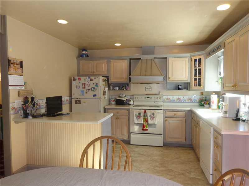 157 Washington Avenue Rural Valley, PA 16249 - Photo 6 of 25 Kitchen.