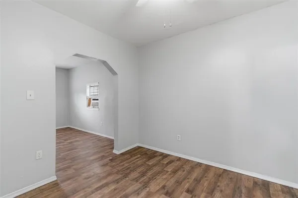 $130,000 | 127 East Walker Street, Denison, TX 75021