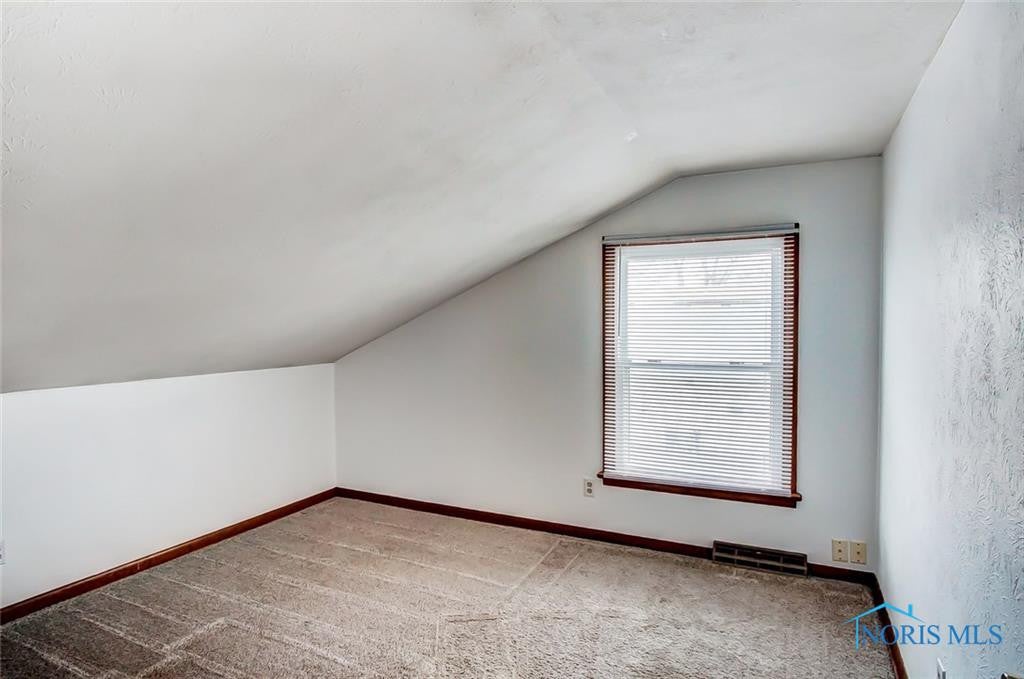 33 South Stadium Road Oregon, OH 43616 - Photo 26 of 33 Gallery Image 26