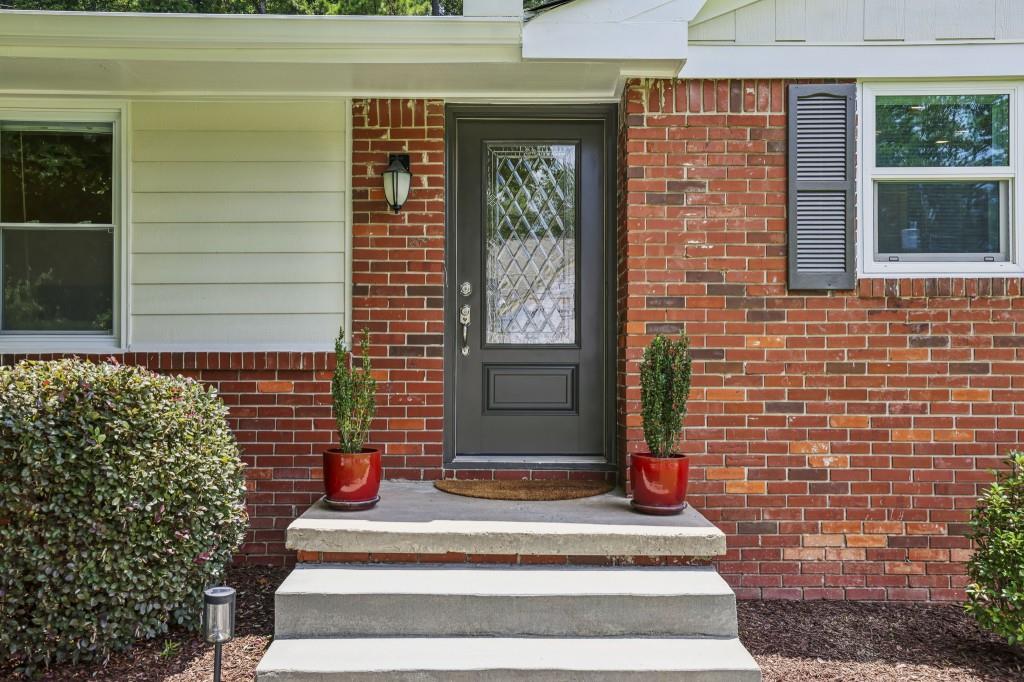 2361 Burch Circle Northeast Atlanta, GA 30319 - Photo 6 of 34