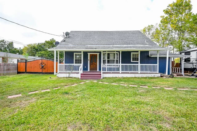 a house view with a garden space