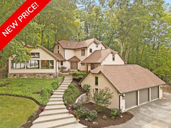 $769,000 | 3615 Dogwood Lane Southwest, Roanoke, VA 24015