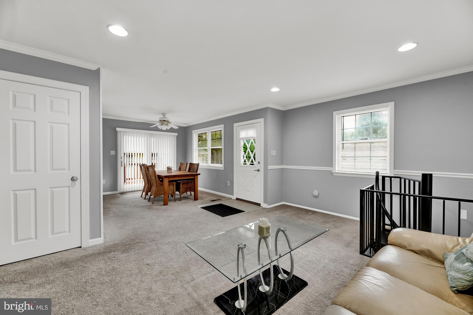 12930 Harewood Road Baltimore, MD 21220 - Photo 13 of 34 Family Room