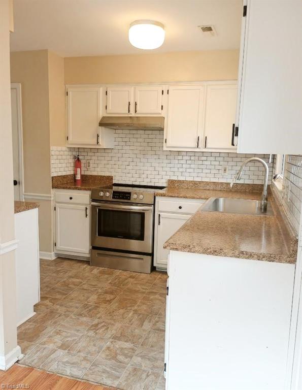 528 Apple Ridge Road Greensboro, NC 27406 - Photo 7 of 15