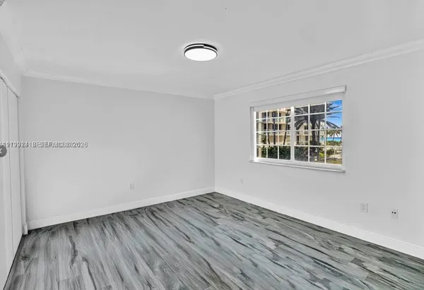 $575,000 | 8900 Collins Avenue, Unit 304, Surfside, FL 33154