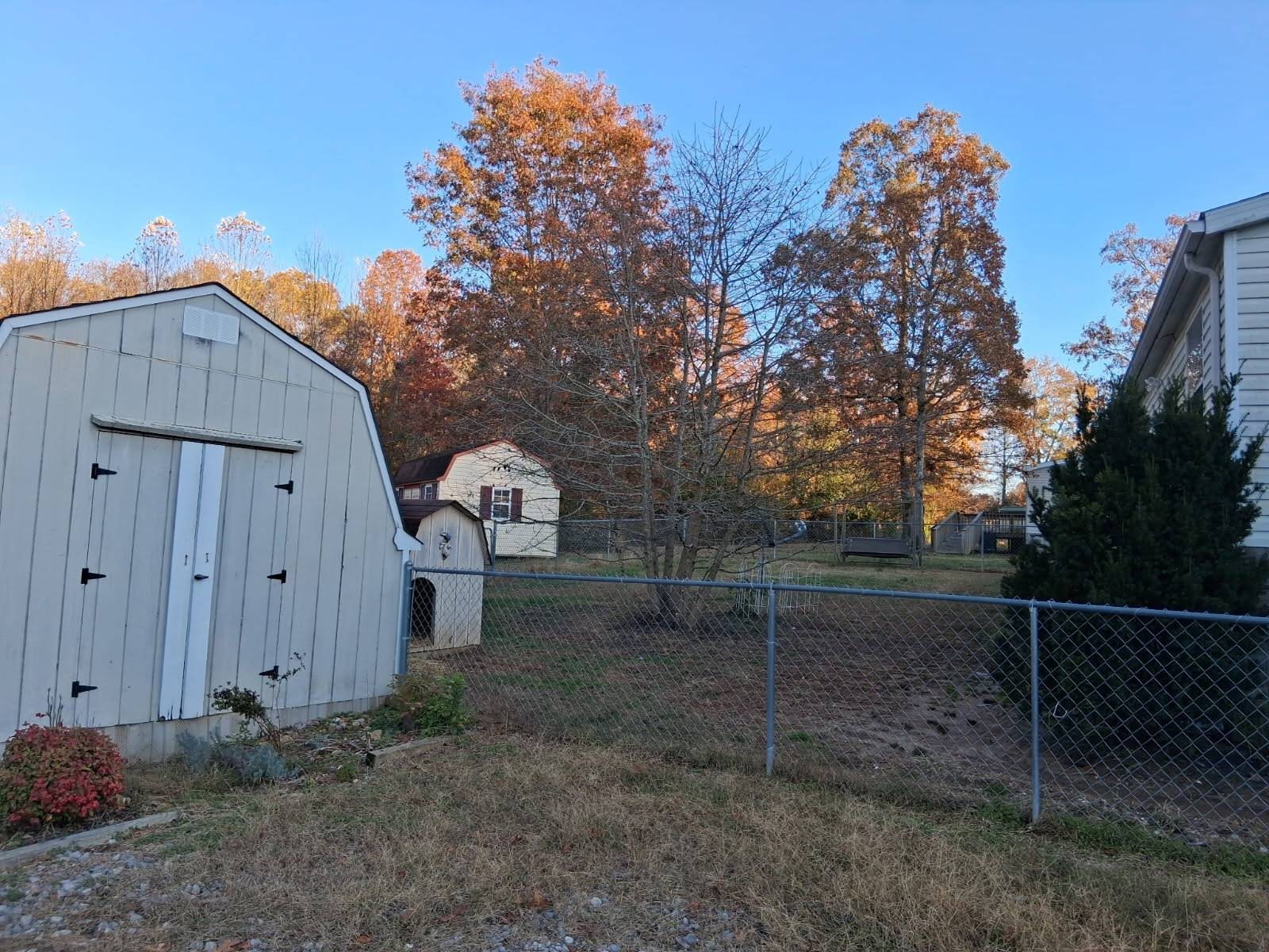 318 Autumn Road Morrison, TN 37357 - Photo 15 of 19