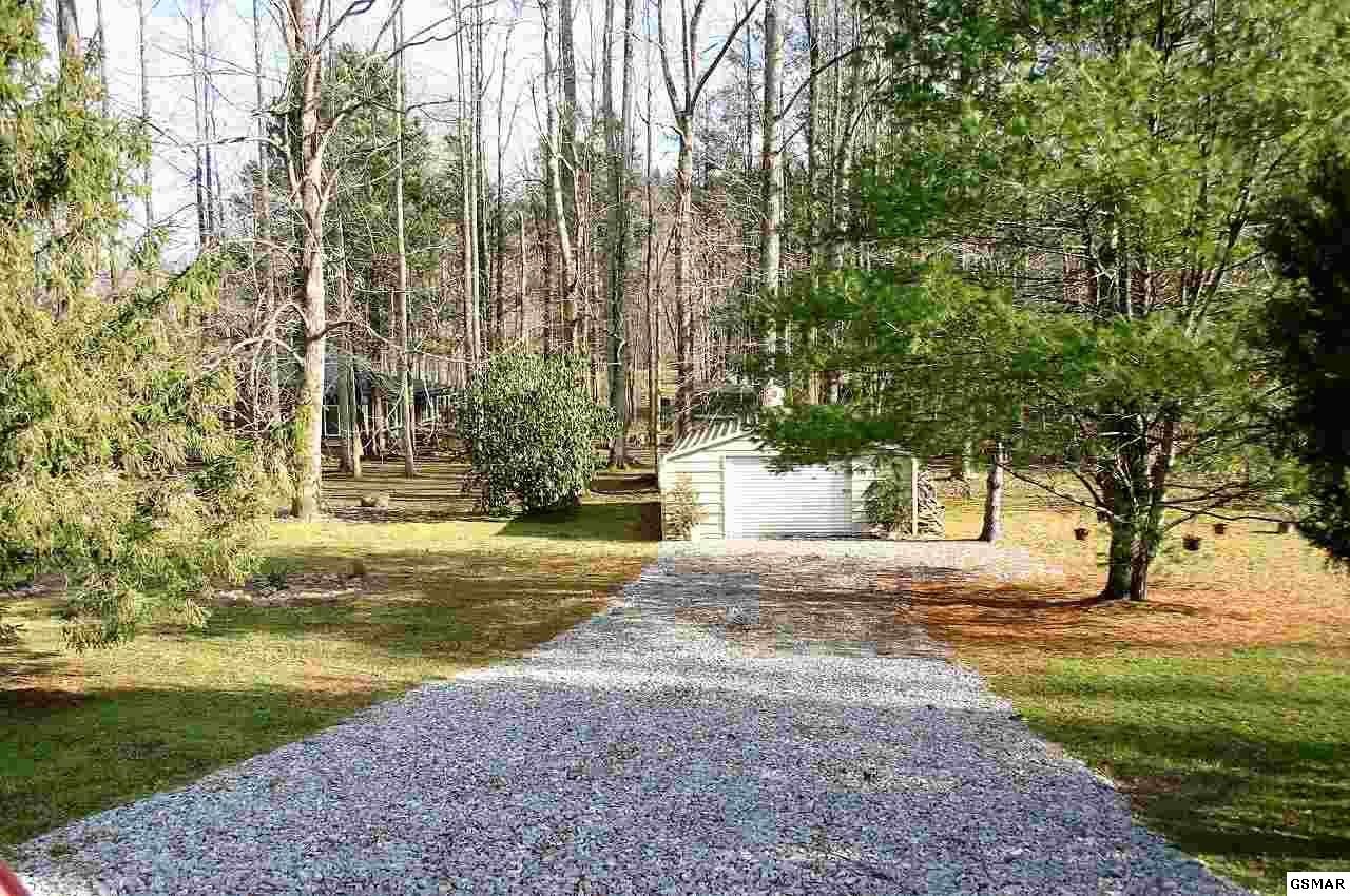 4957 Ledford Road Cosby, TN 37722 - Photo 32 of 36 Gallery Image 32