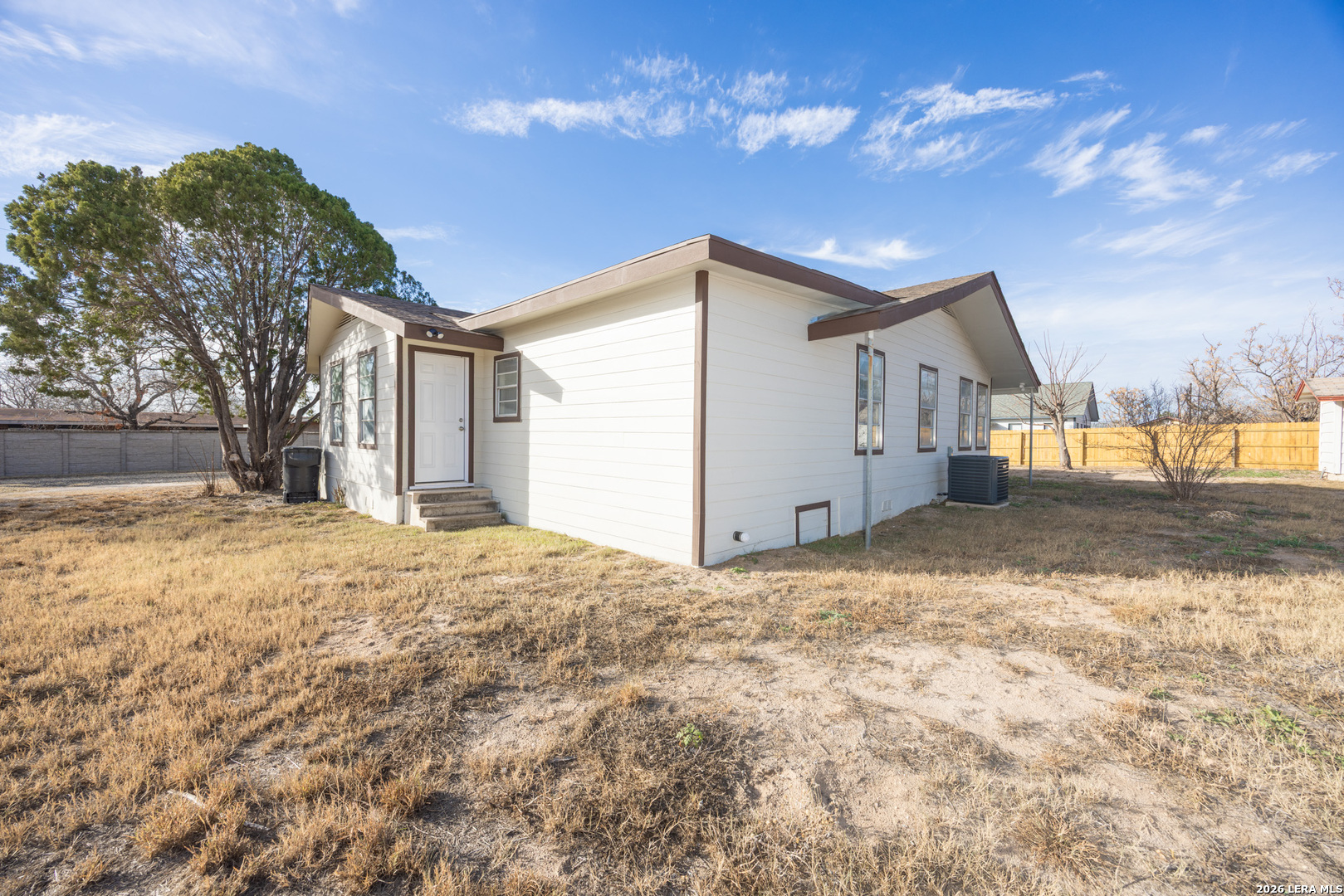 523 A Rossville Road Devine, TX 78016 - Photo 3 of 31