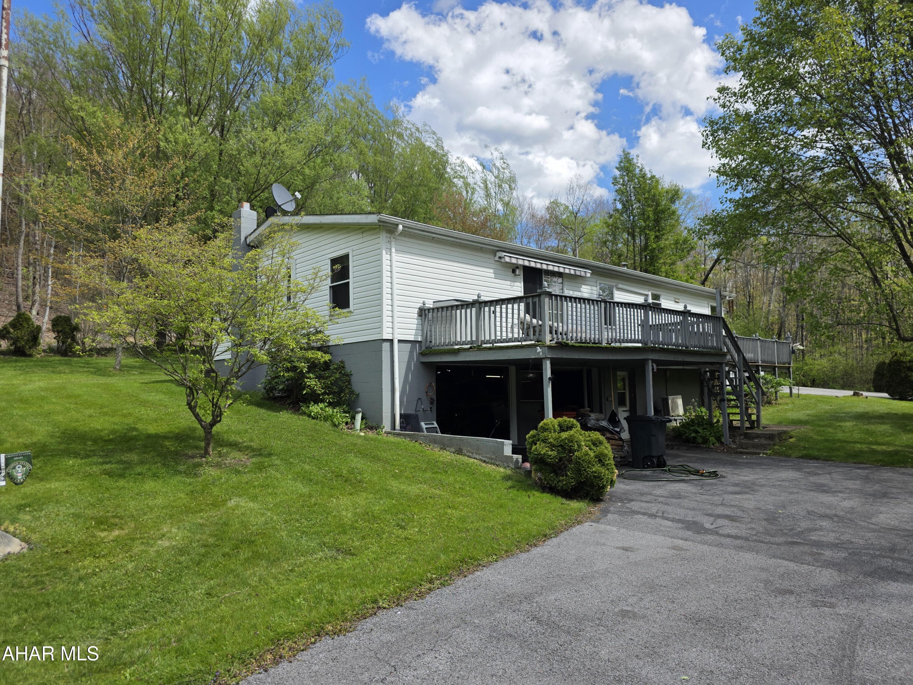 432 Black Snake Road Dysart, PA 16636 - Photo 9 of 46