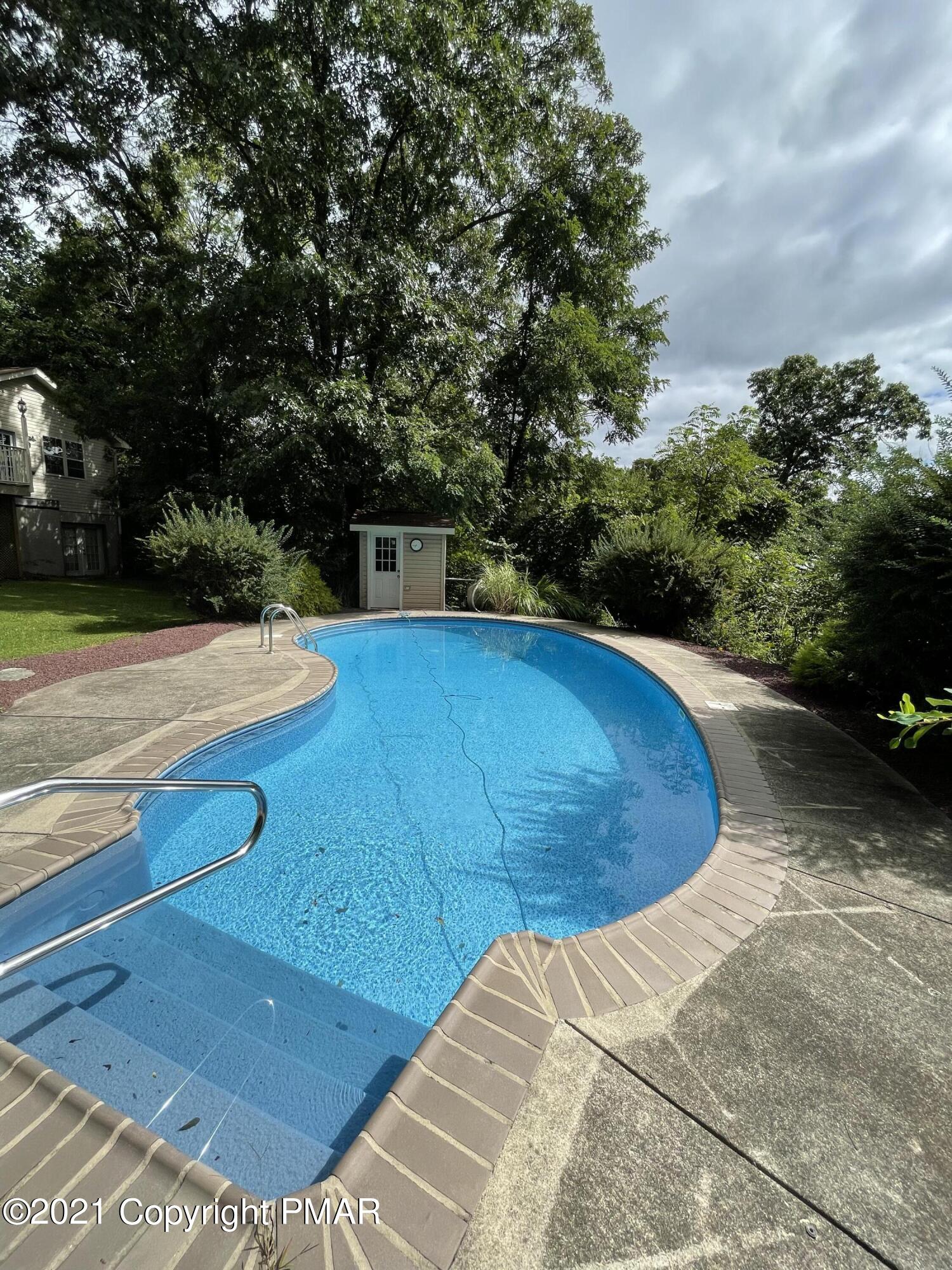 3249 Turkey Hill Road Stroudsburg, PA 18360 - Photo 41 of 44 64D79166-82AD-4E91-8AD8-F0A57337BF04