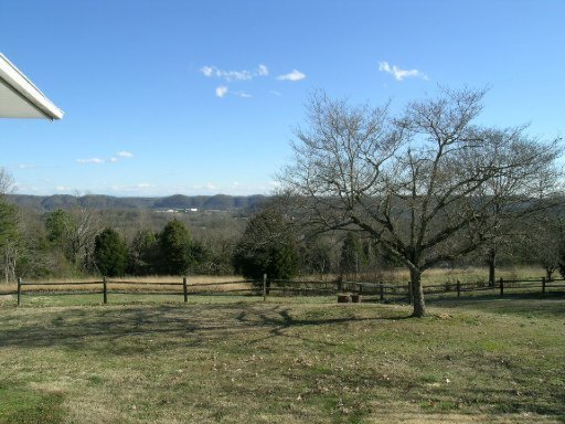 136 Shaw Road Clinton, TN 37716 - Photo 2 of 13 Additional Photo