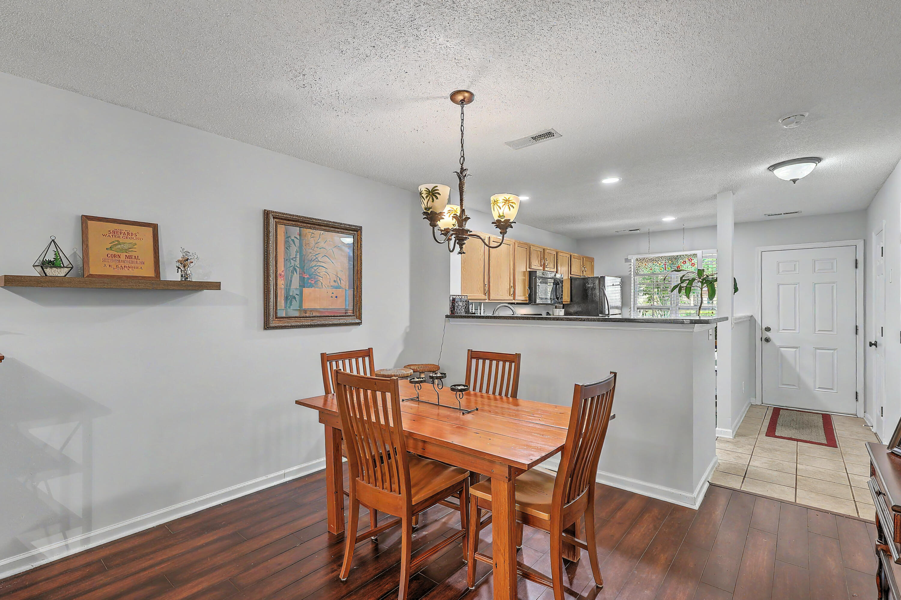 484 Doane Way Wando, SC 29492 - Photo 14 of 34 Dining