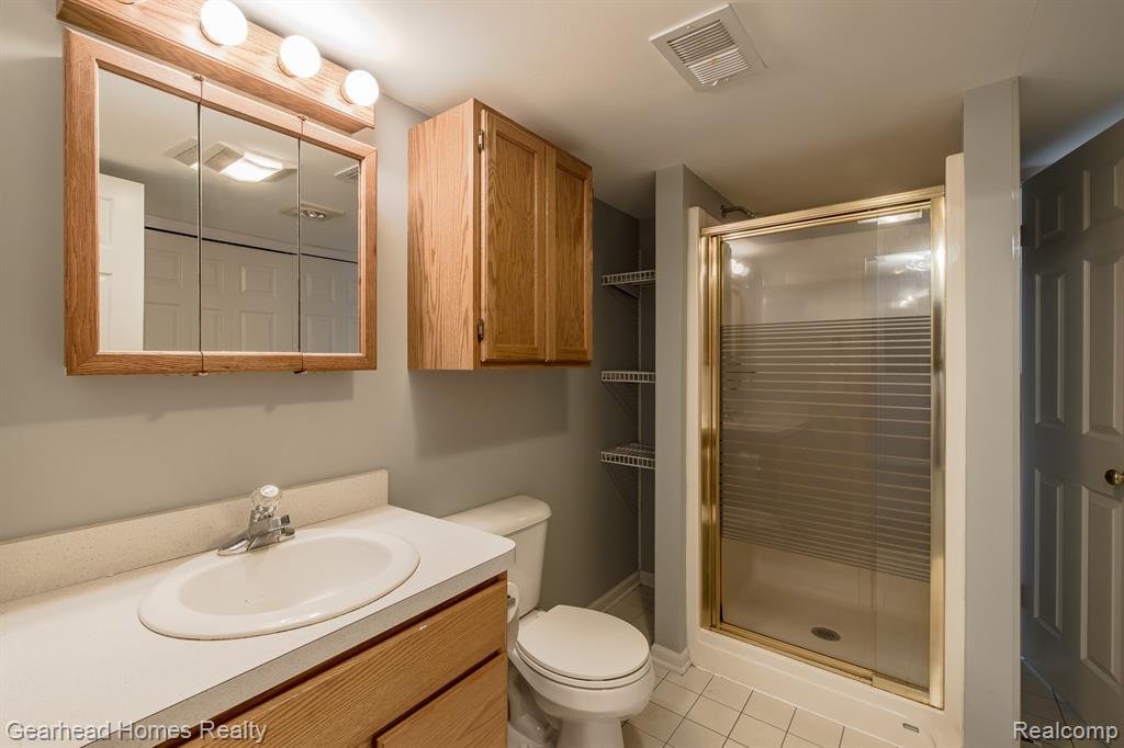 8088 Denton Hill Road Fenton, MI 48430 - Photo 37 of 56