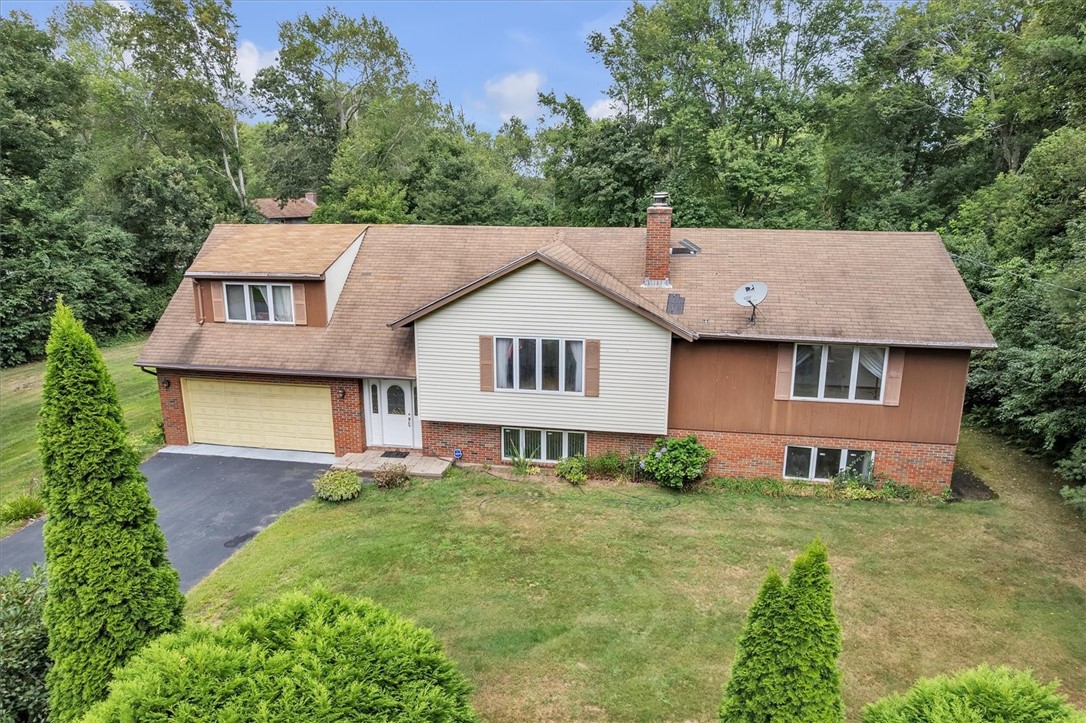 12 Waterman Street Killingly, CT 06239 - Photo 3 of 44