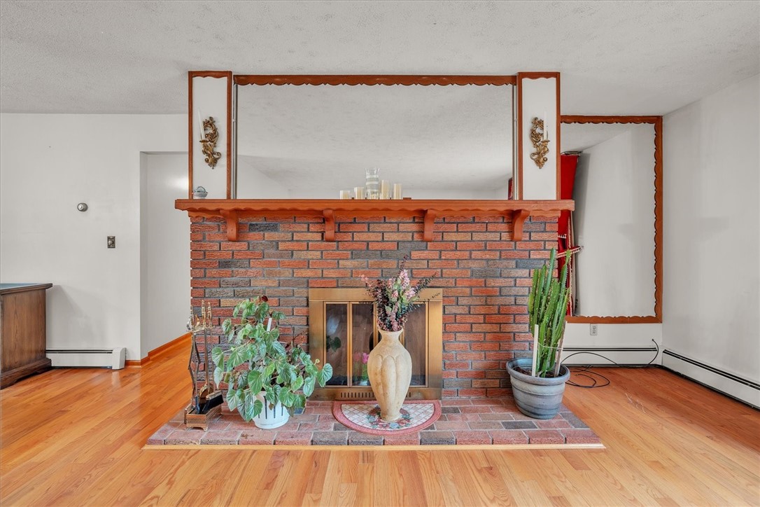 12 Waterman Street Killingly, CT 06239 - Photo 6 of 44