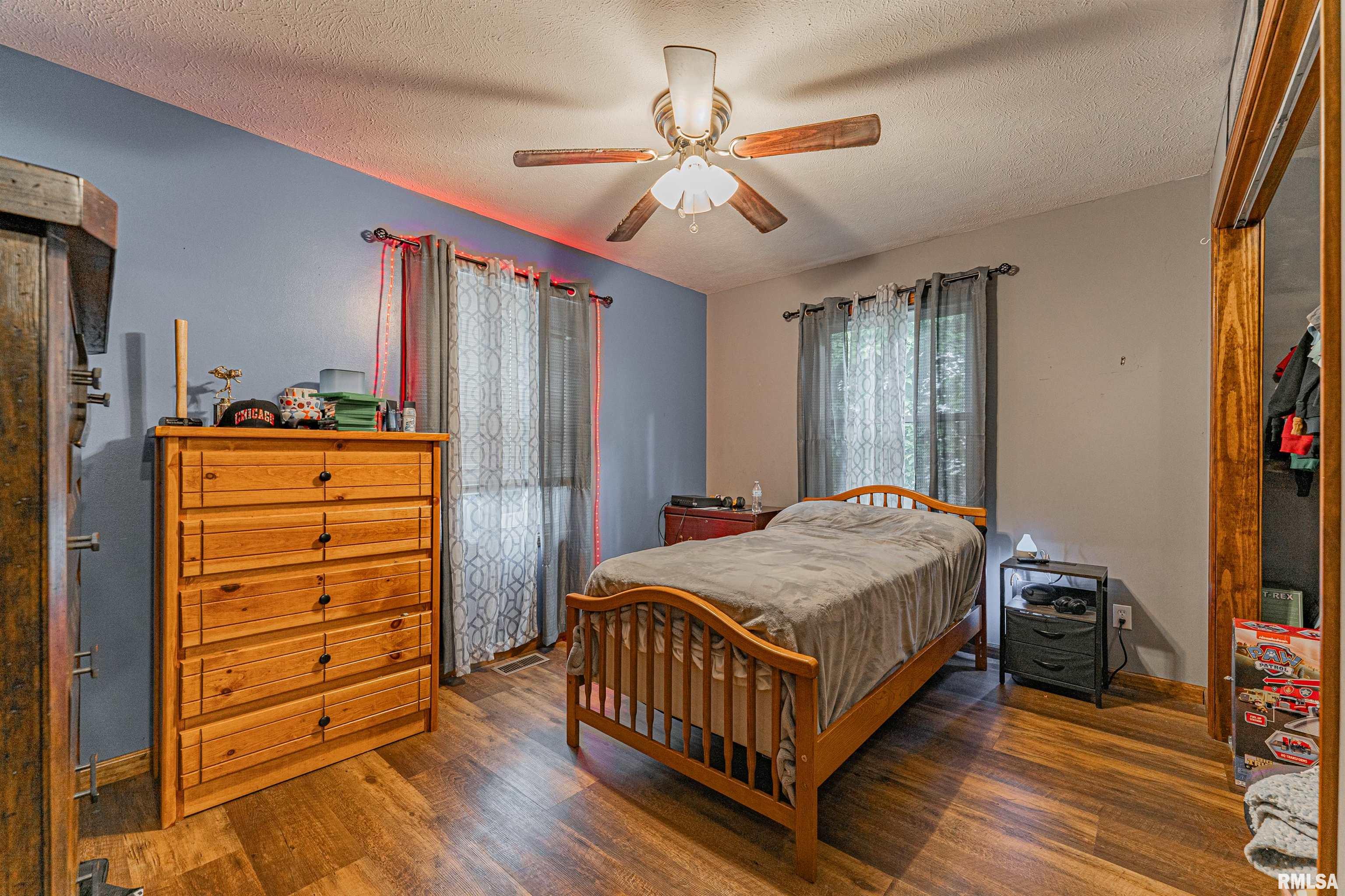 716 South Kickapoo Street Lincoln, IL 62656 - Photo 11 of 20