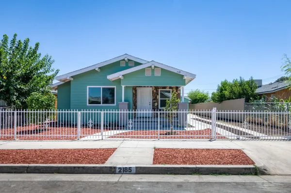 $385,000 | 2185 South Holly Avenue, Fresno, CA 93706