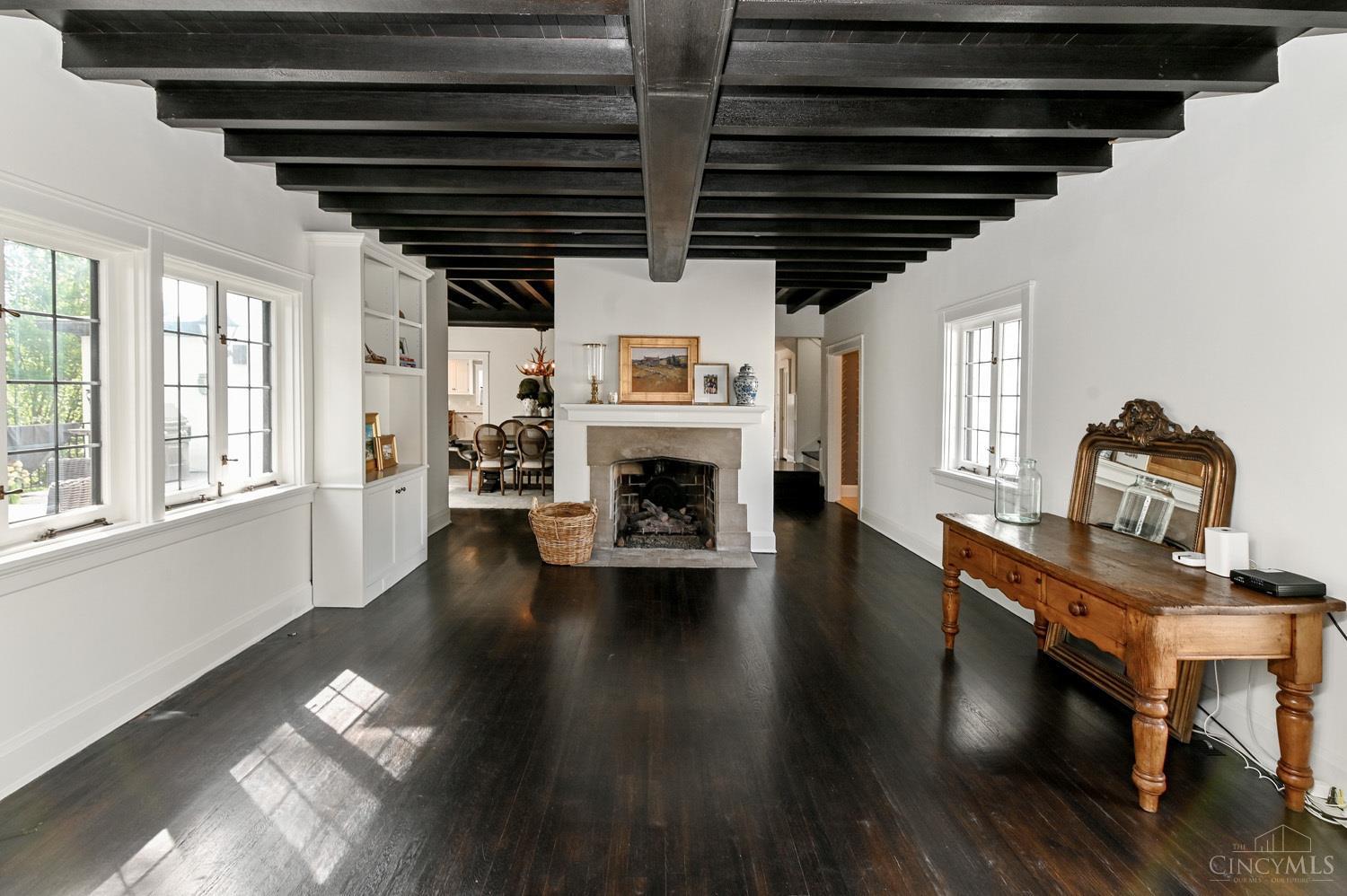 2469 Grandin Road Cincinnati, OH 45208 - Photo 22 of 74 Gallery Image 22