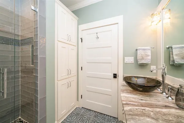 $690,000 | 491 Hall Drive, Longview, TX 75605