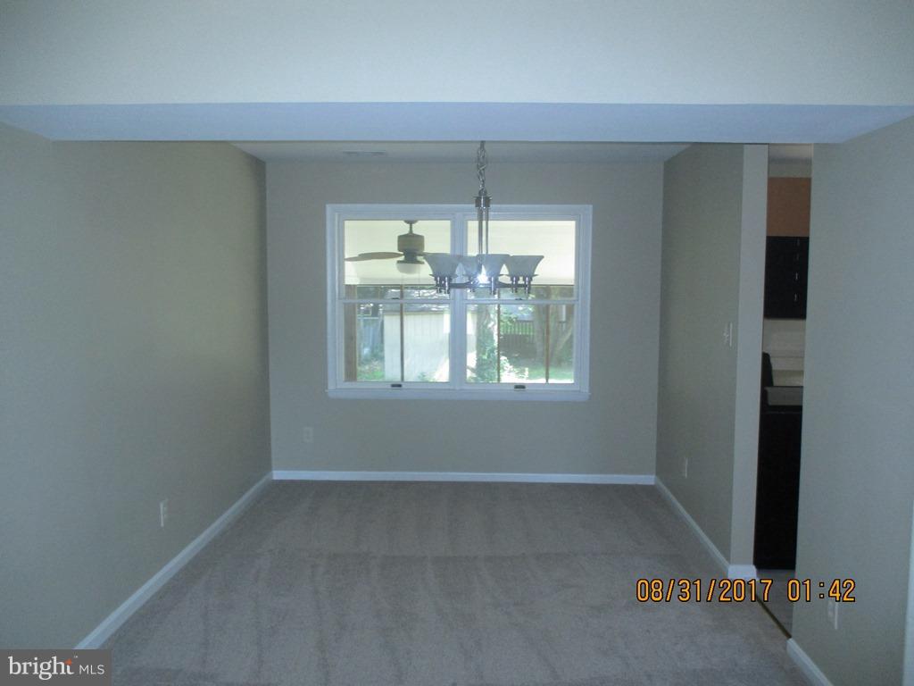 5775 Robin Road Deale, MD 20751 - Photo 14 of 24 Dining Room