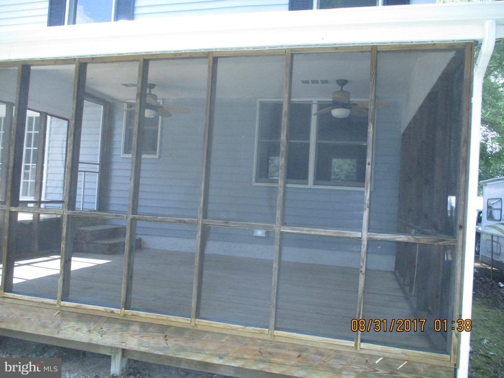 5775 Robin Road Deale, MD 20751 - Photo 4 of 24 Exterior (Rear)