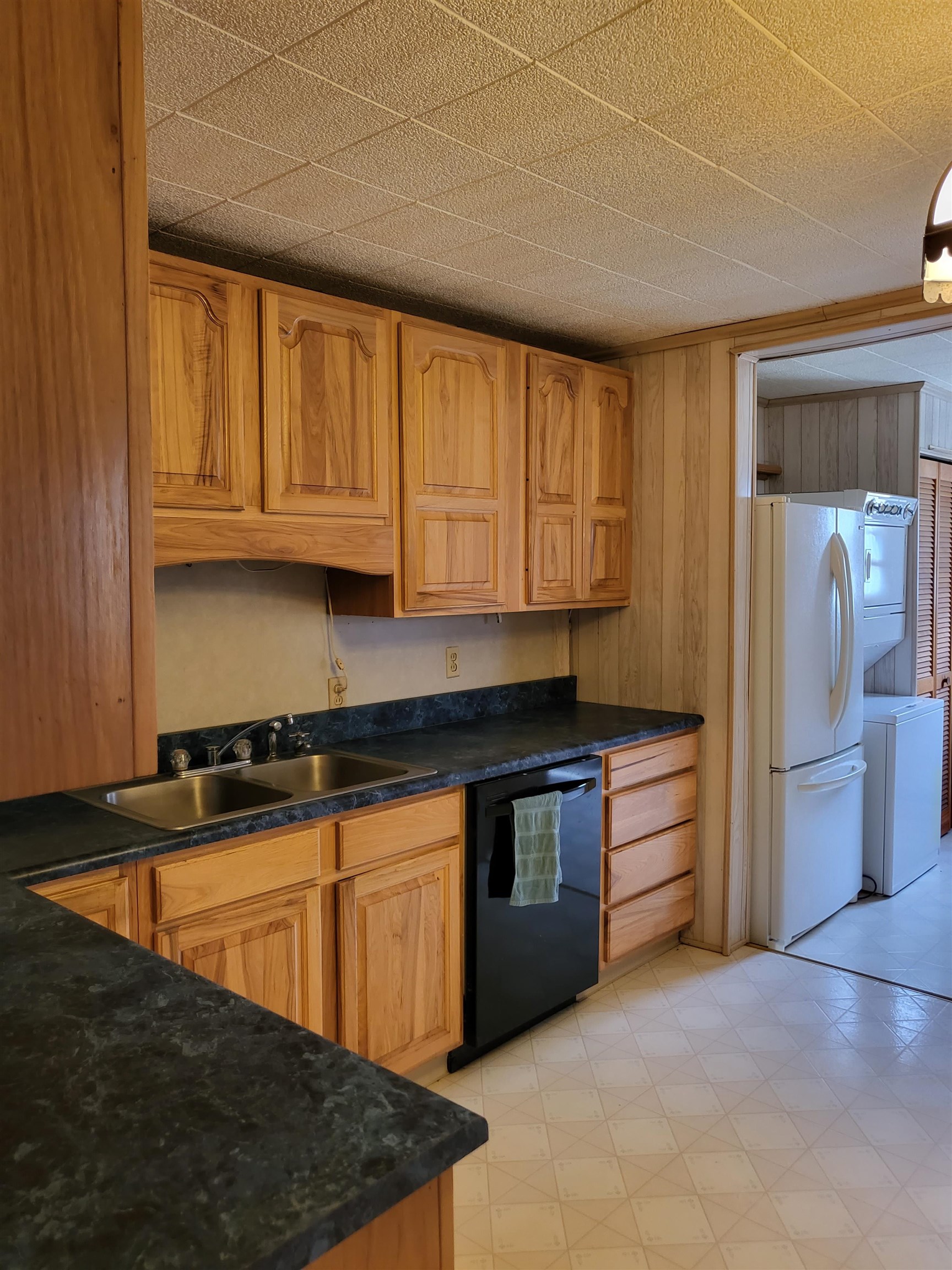 6957 Curtis Road Hale, MI 48739 - Photo 6 of 20 1898514-5.JPG