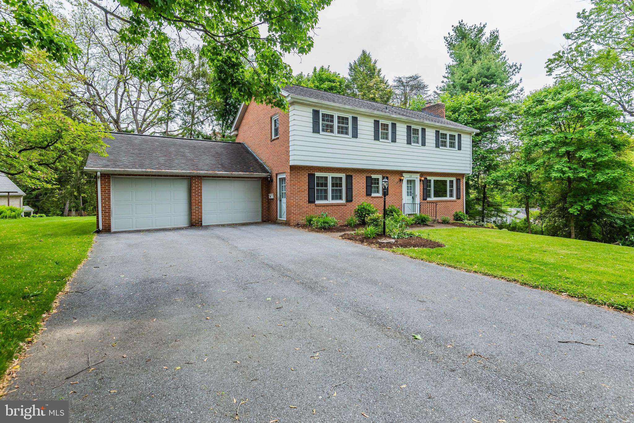 129 Maple Road Harrisburg, PA 17109 - Photo 3 of 30 Gallery Image 3