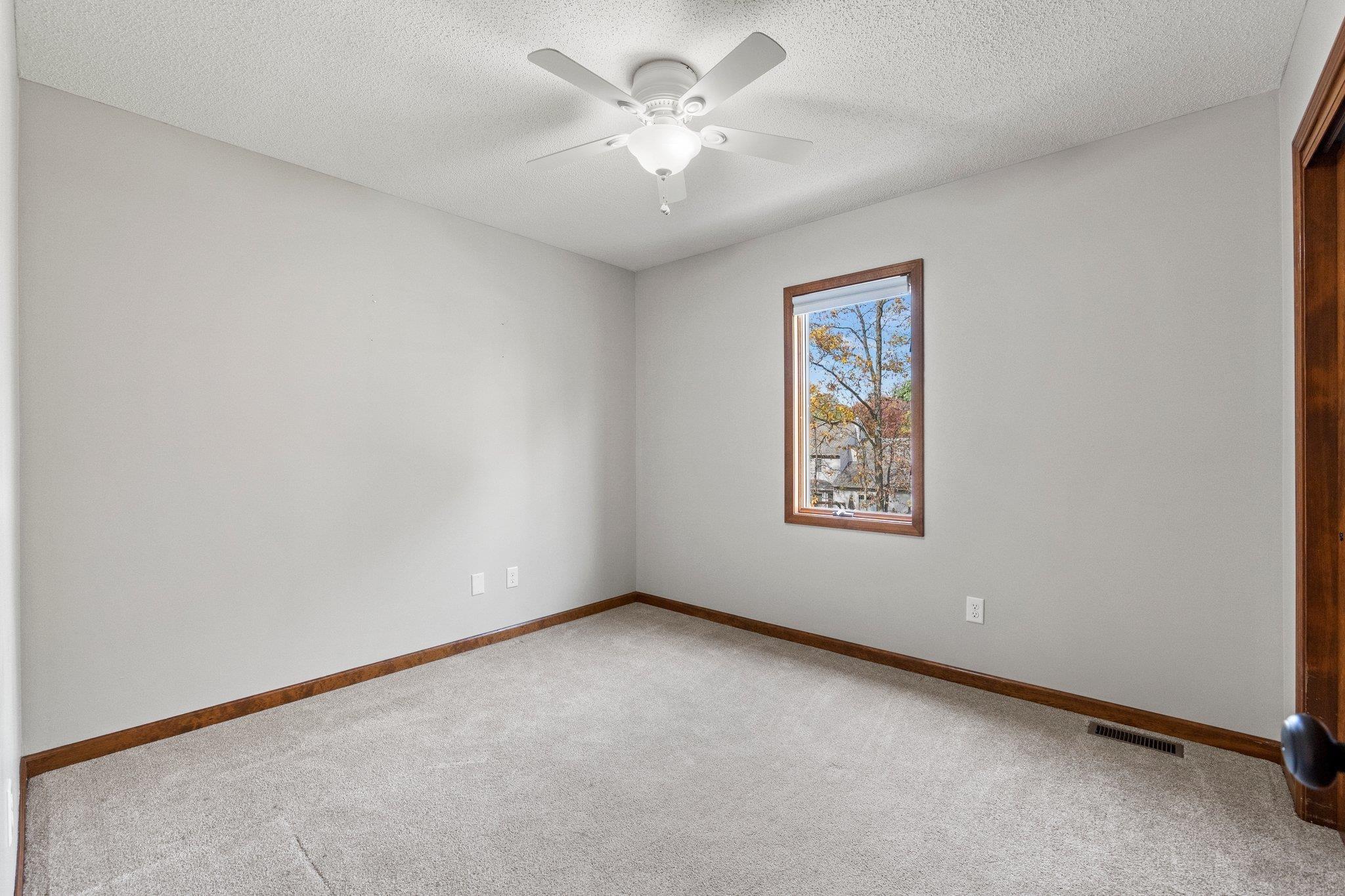 9026 Spring Forest Drive Fort Wayne, IN 46804 - Photo 32 of 36