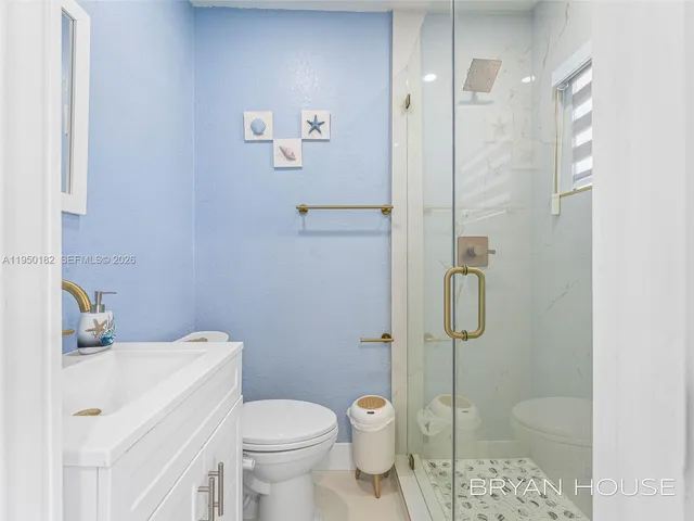 $1,700,000 | 3341 Northwest 20th Street, Miami, FL 33142