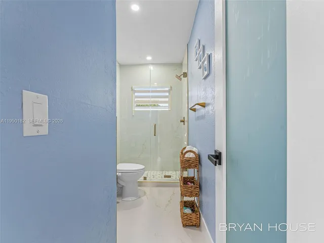 $1,700,000 | 3341 Northwest 20th Street, Miami, FL 33142