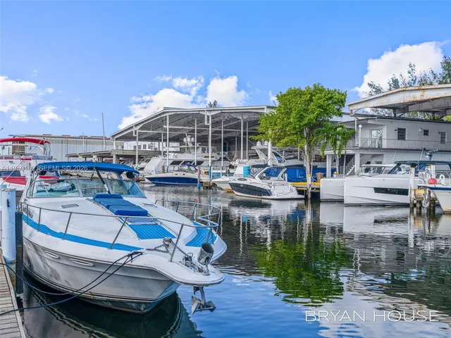 $1,700,000 | 3341 Northwest 20th Street, Miami, FL 33142