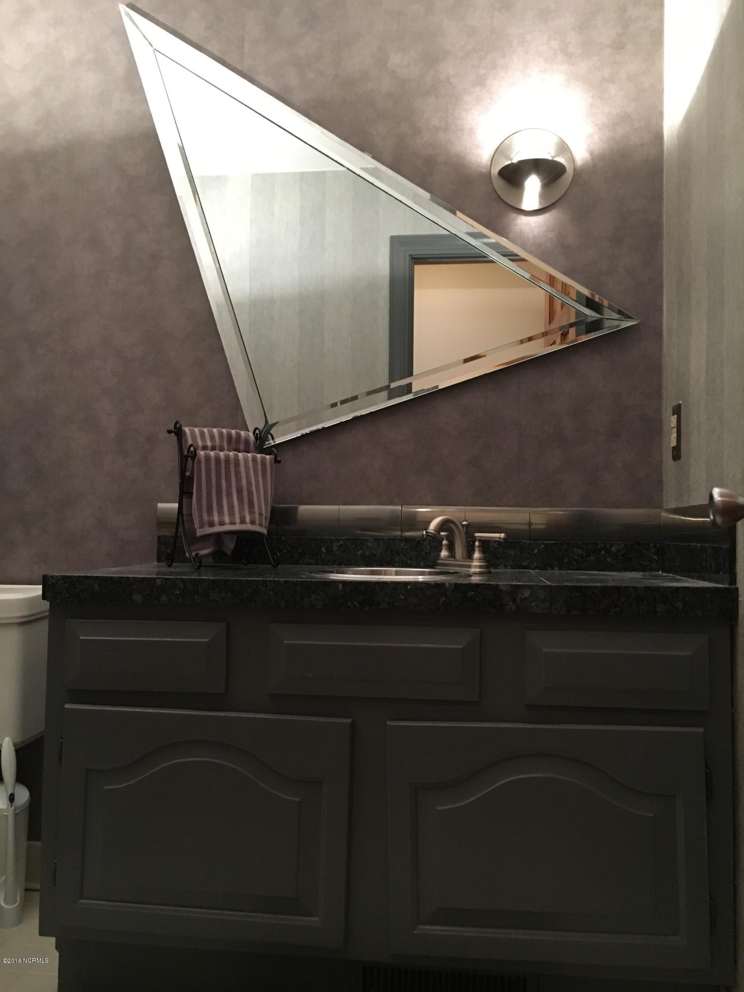 504 Cedarhurst Road Greenville, NC 27834 - Photo 13 of 30 13Half Bath