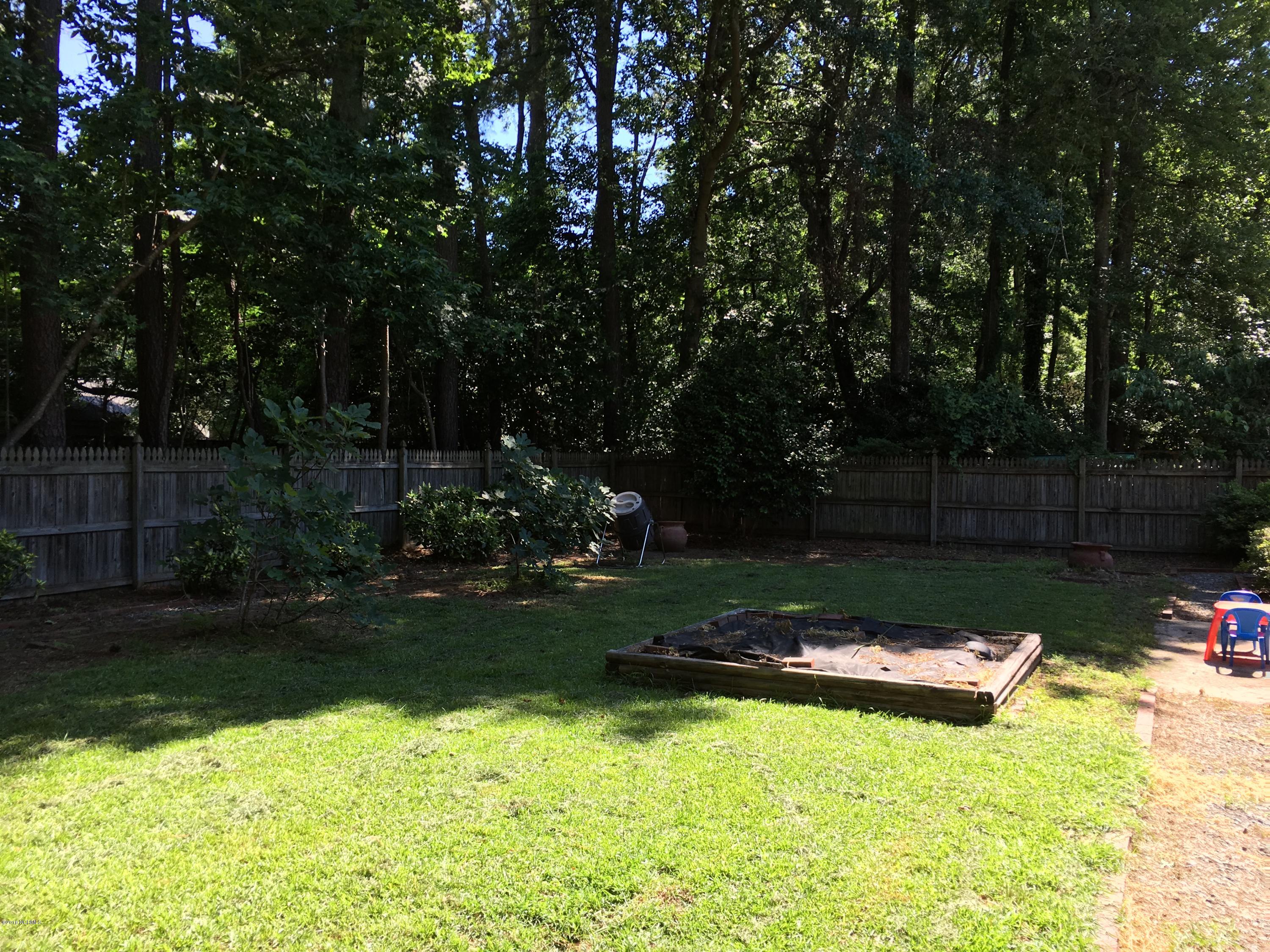 504 Cedarhurst Road Greenville, NC 27834 - Photo 27 of 30 25Rear Yard