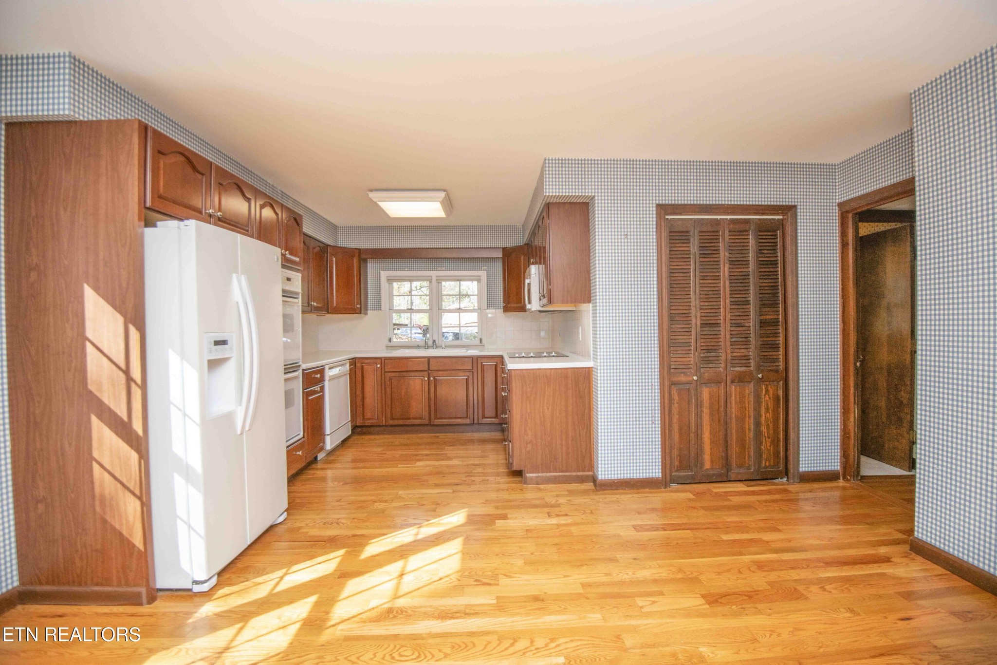 2129 Thompson Road Knoxville, TN 37932 - Photo 17 of 59 Gallery Image 17
