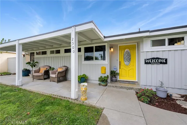 $999,888 | 2500 Santa Ysabel Avenue, Fullerton, CA 92831