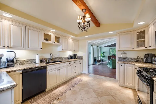 $999,888 | 2500 Santa Ysabel Avenue, Fullerton, CA 92831