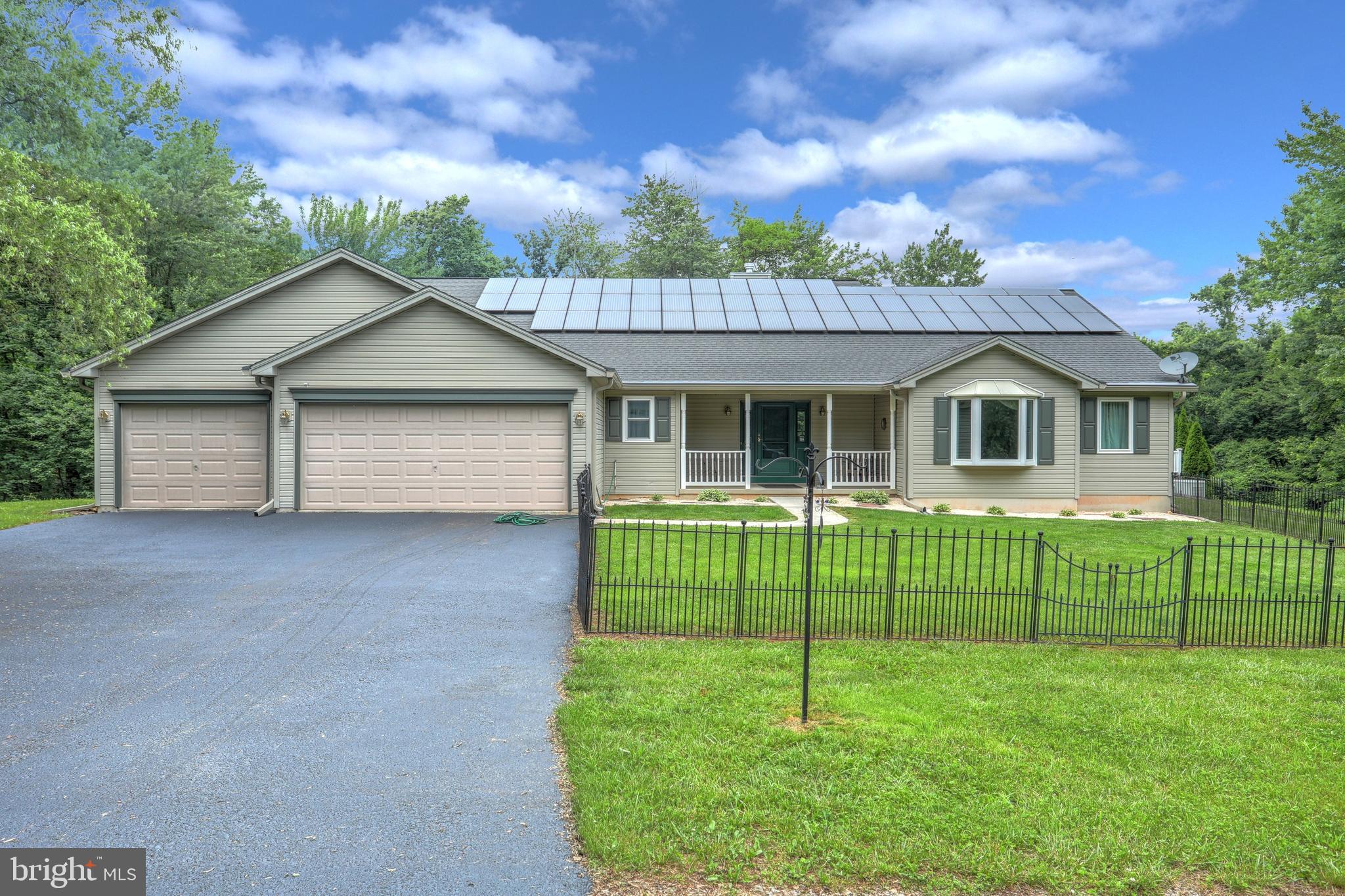 1050 East Butter Road York, PA 17406 - Photo 2 of 45 Front View